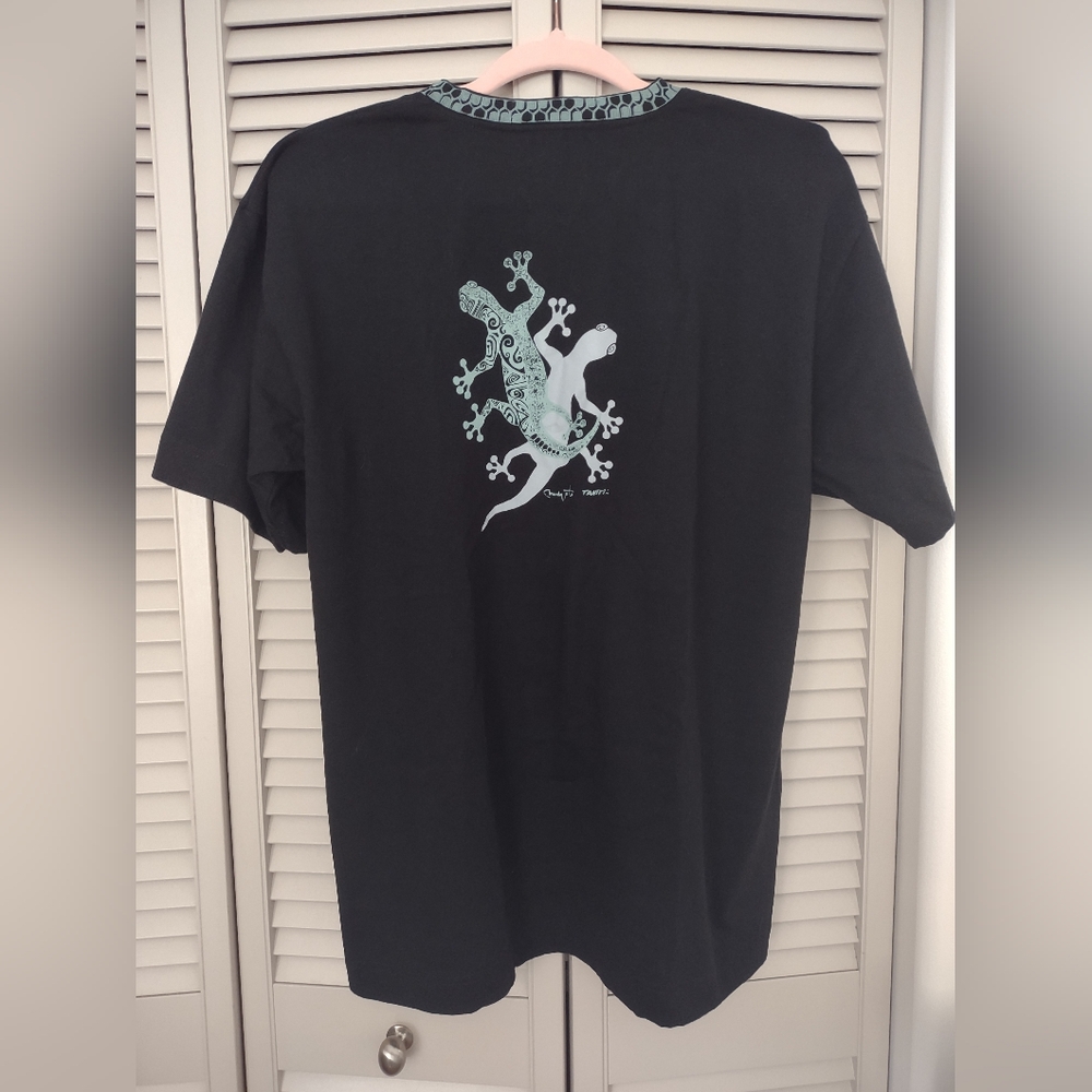 Pacific Line Mo'o Gecko Lizard Tahitian Tribal Graphic T Shirt